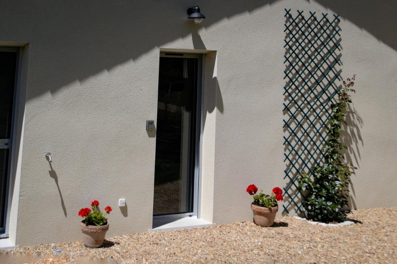 Maison moderne climatisée en bordure de campagne Saint-Paul-Lizonne Esterno foto